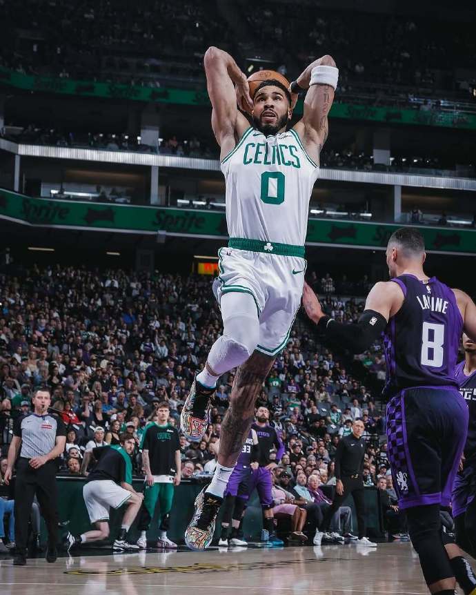 墨西哥男篮横扫快船,塔图姆打破历史纪录 墨西哥男篮横扫快船,塔图姆打破历史纪录