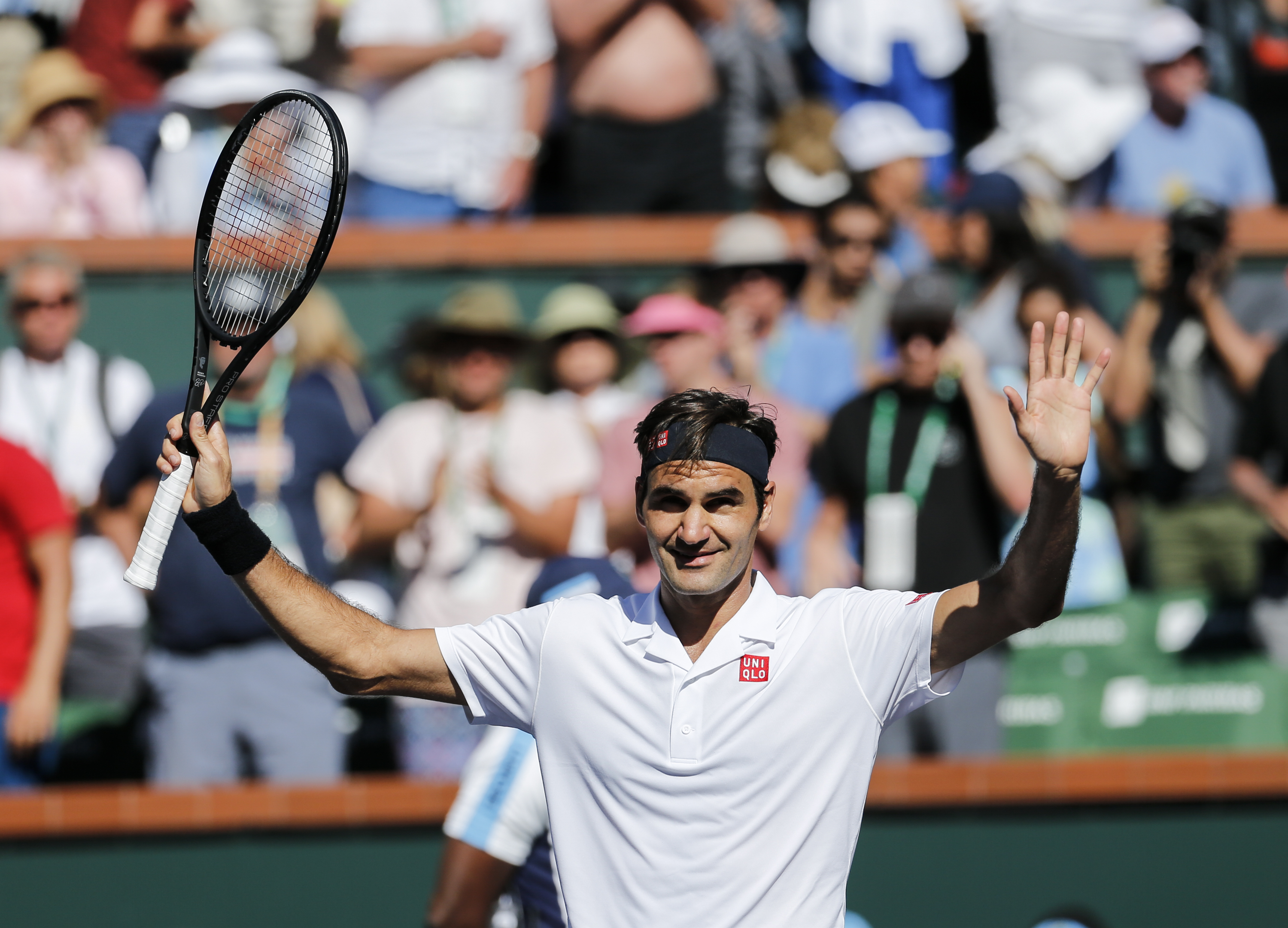 LOL英雄联盟投注竞猜-日本网球队横扫西班牙网球队，费德勒高光表现的简单介绍