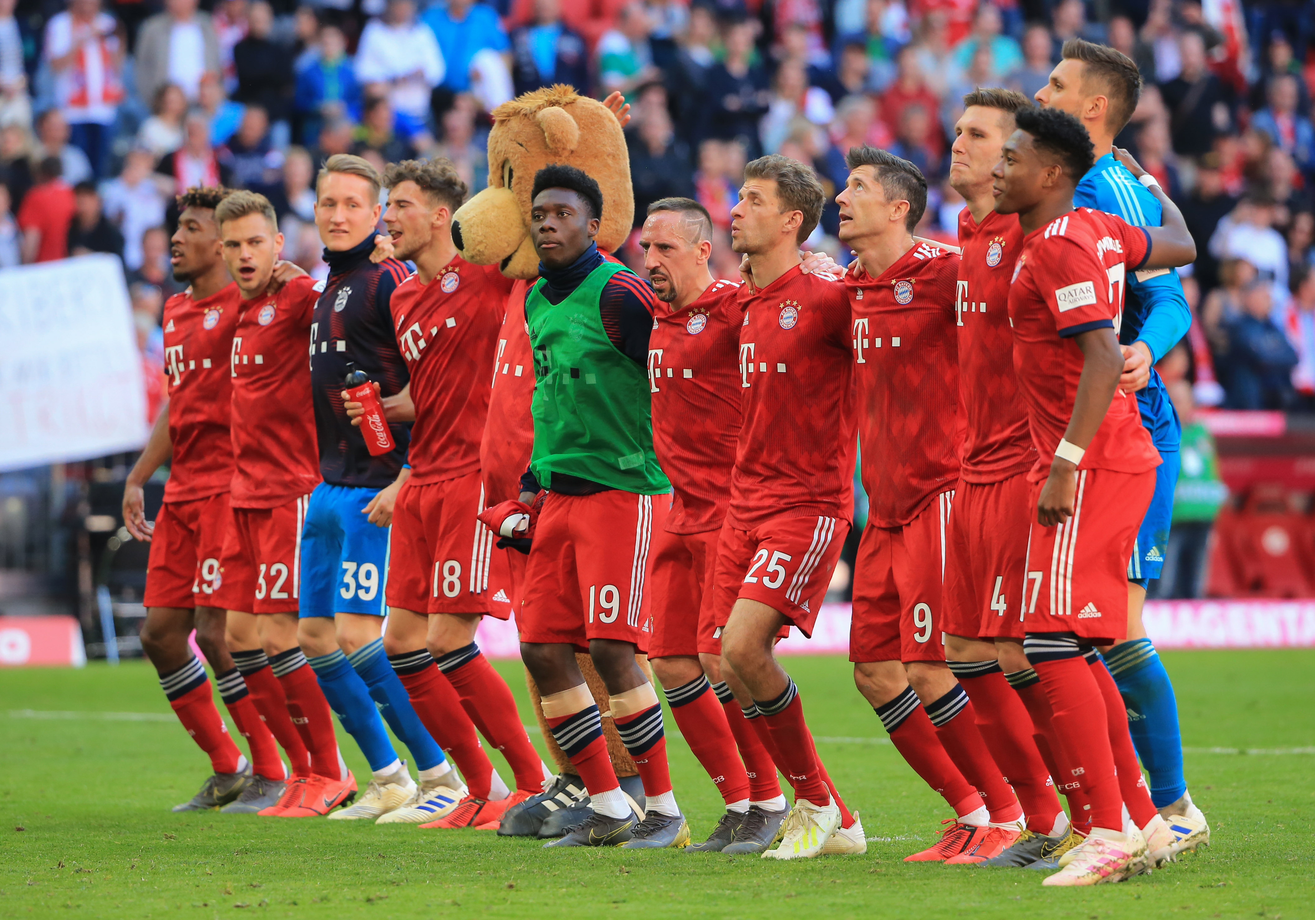 关于多特蒙德鏖战莱比锡红牛,阿尔瓦雷斯爆发神勇的信息 关于多特蒙德鏖战莱比锡红牛,阿尔瓦雷斯爆发神勇的信息