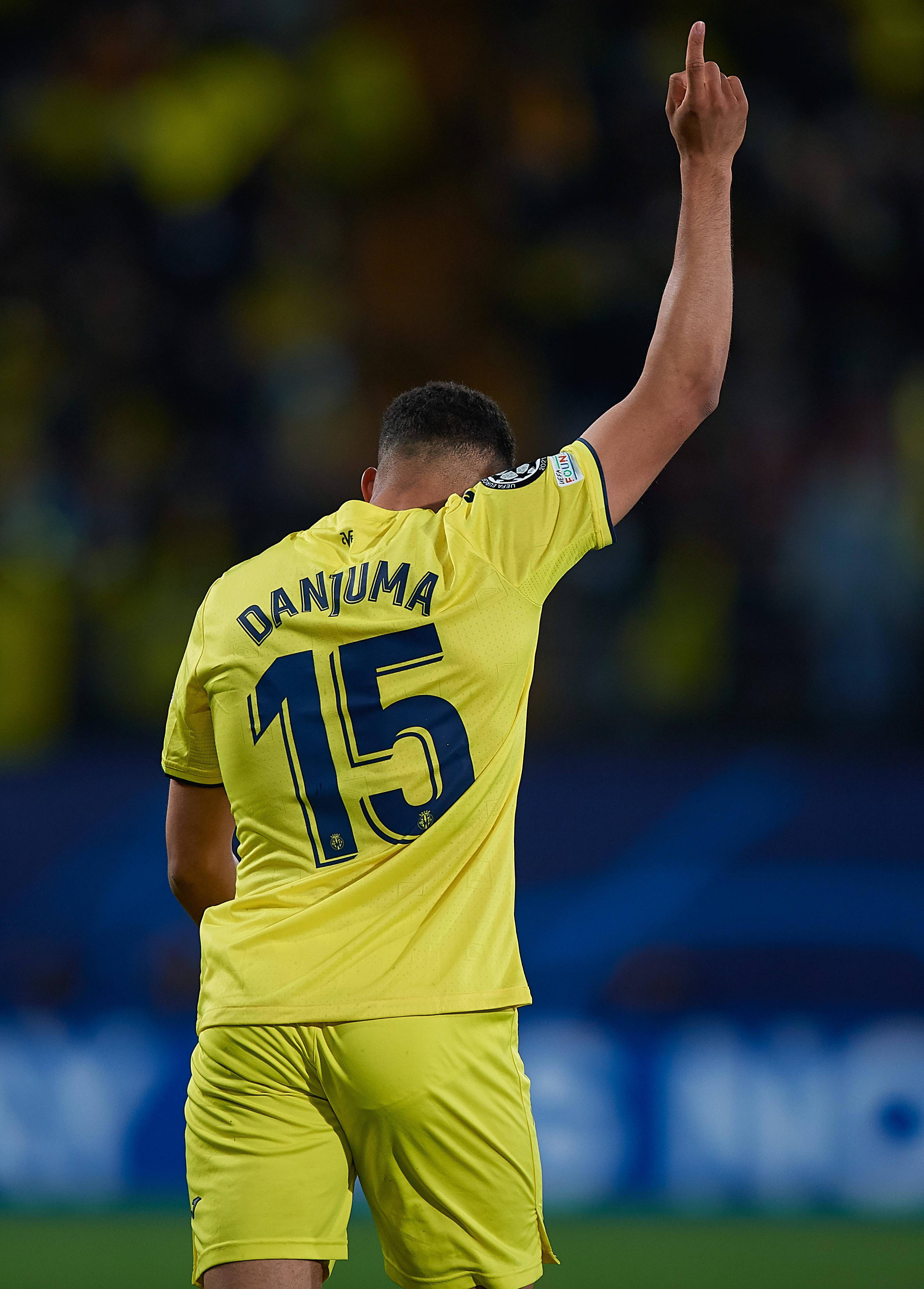 包含比利亚雷亚尔挑战马德里竞技的词条