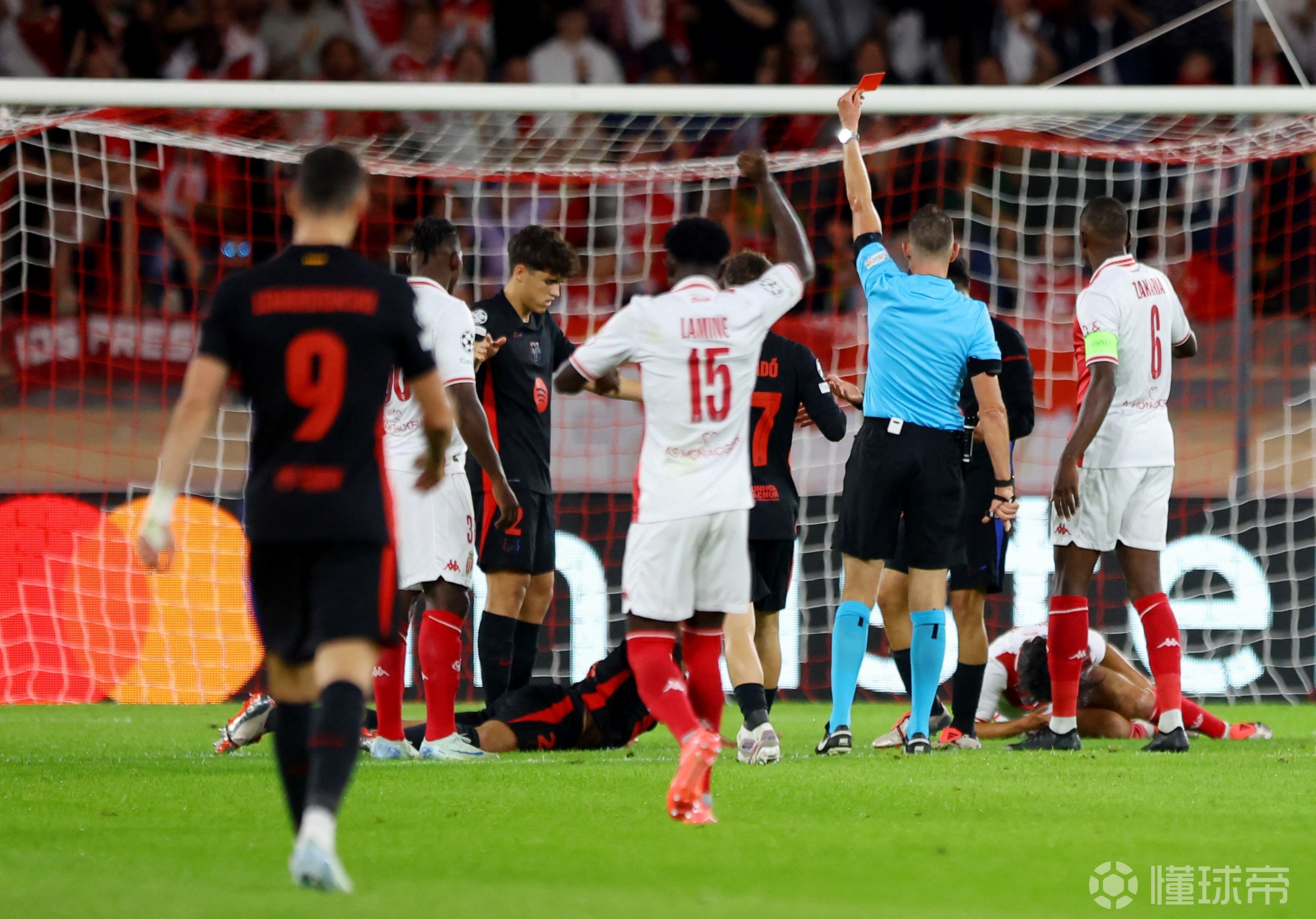 lol竞猜-摩纳哥客场负于巴萨，欧冠小组出局的简单介绍