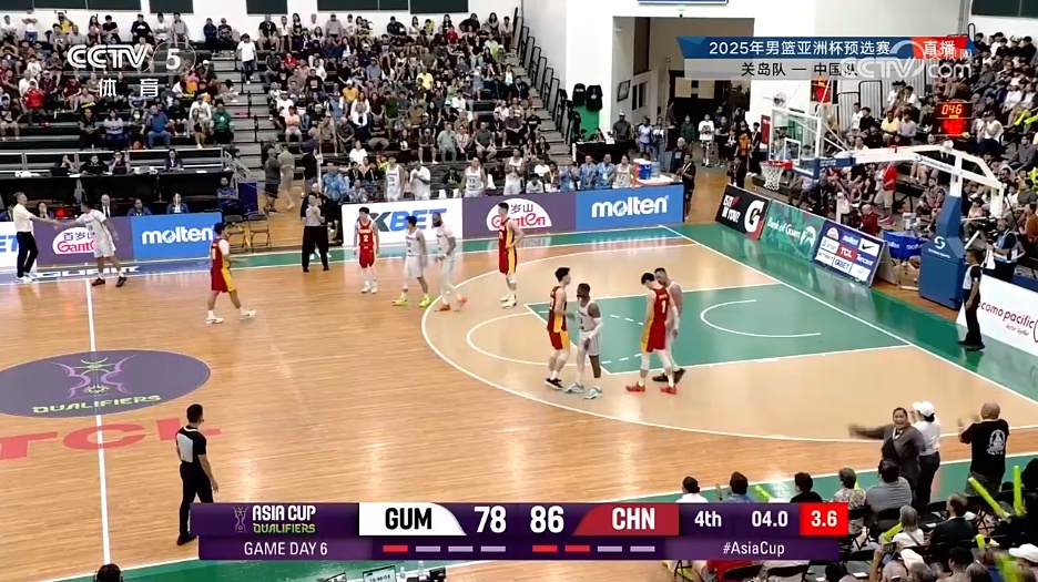 包含东亚球队在激烈比拼中占据优势的词条