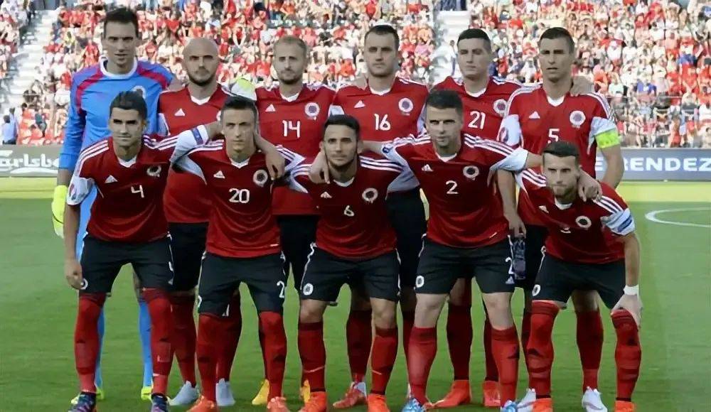 关于冰岛小组排名升至第二,实力将对手碾压的信息 关于冰岛小组排名升至第二,实力将对手碾压的信息