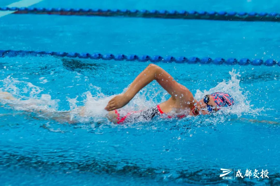 关于激烈角逐!谁能在比赛中脱颖而出的信息 关于激烈角逐!谁能在比赛中脱颖而出的信息