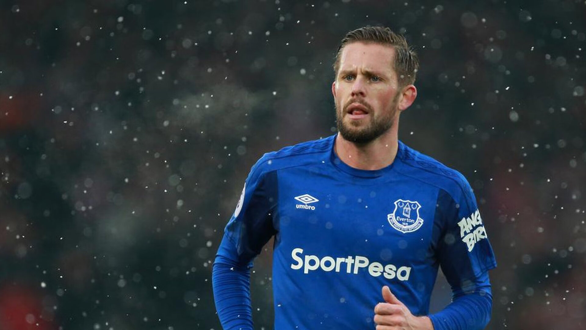 lol竞猜-从维也纳到欧冠之巅，伊萨克如何以奥地利掀翻伊朗的坚韧，在淘汰赛舞台接管比赛